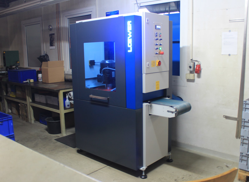 Schleif-, Entgrat- und Verrundungsmaschine BeltMaster KD300